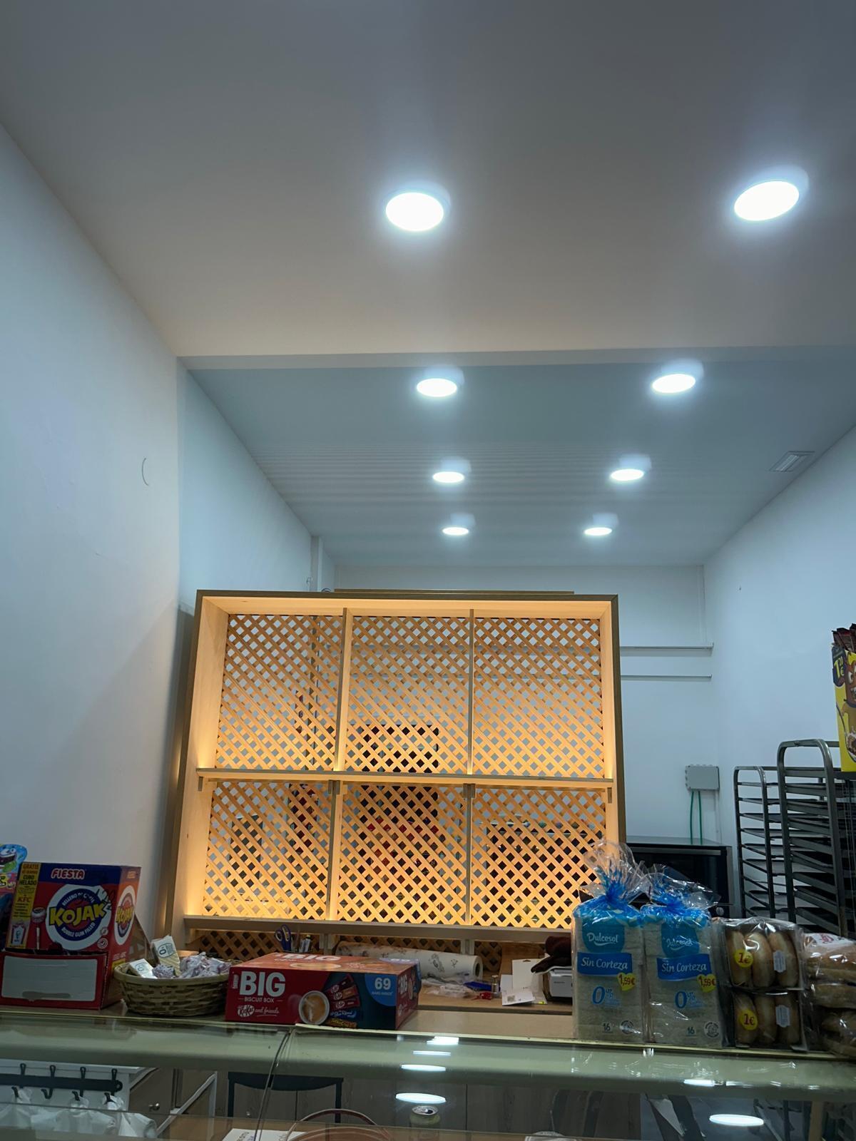 Instalación de iluminación eléctrica
